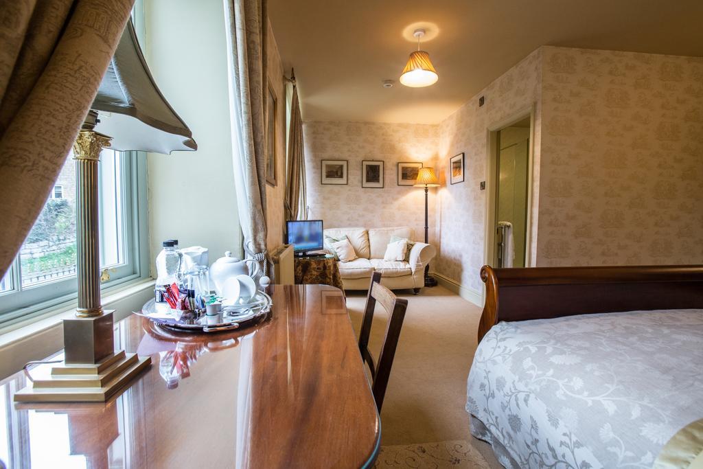 The Cornmill Hotell Kirkbymoorside Exteriör bild